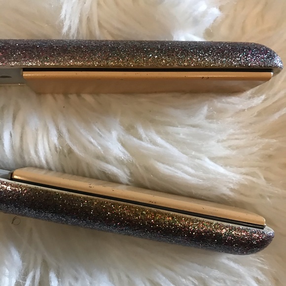 CHI hair straightener - Picture 6 of 8